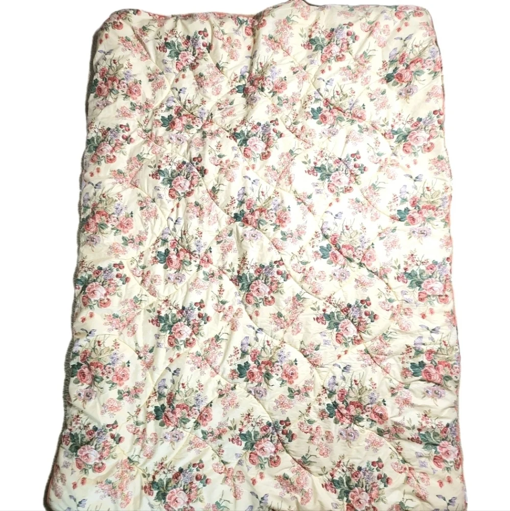 Laura Ashley Melrose Twin Reversible Comforter/Matching Bedskirt Made In The USA